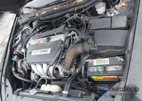 2005 Honda Accord 2.4 Lx из США, поврежденный, VIN 3HGCM56425G713527